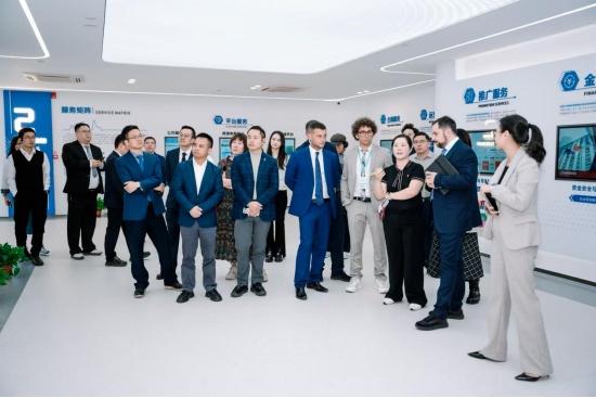 意大利市长代表来温开启“政校企联动”新平台 